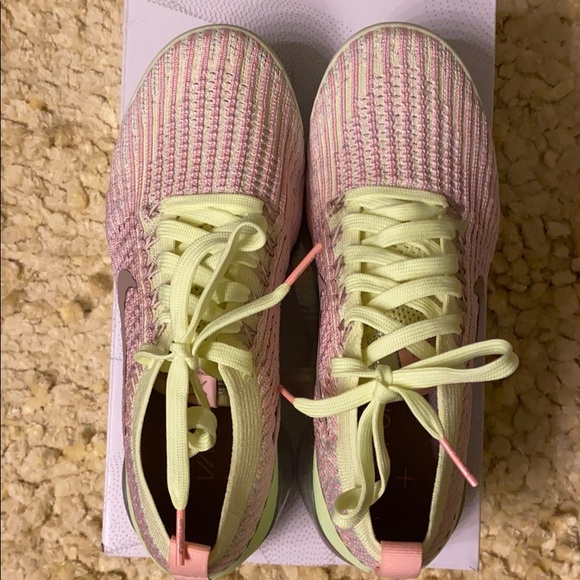 Air Vapormax Flyknit 3 size women’s 7 - Picture 4 of 5